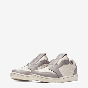 Women’s Air Jordan 1 Low Slip -No tie/snap Atmosphere Grey size 9.5